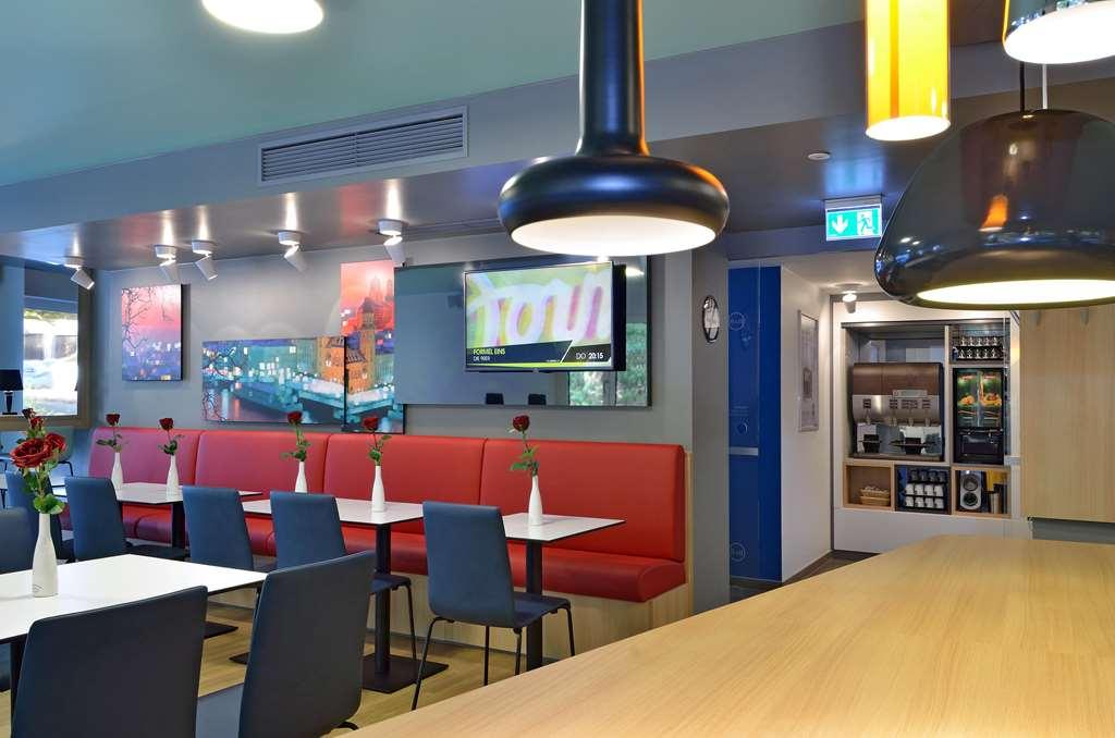 B&B Hotel Passau Adlkofen Ресторан фото
